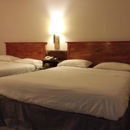 Americas Best Value Inn Laramie Dış mekan fotoğraf