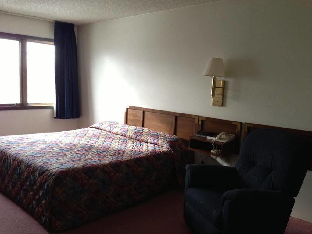 Americas Best Value Inn Laramie Dış mekan fotoğraf