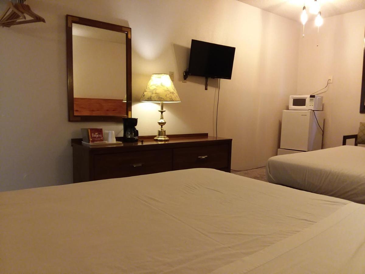 Americas Best Value Inn Laramie Dış mekan fotoğraf